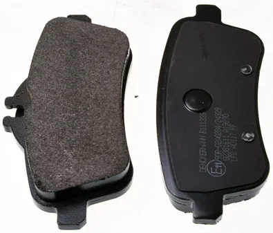 Sada brzdových destiček, kotoučová brzda DENCKERMANN B111339