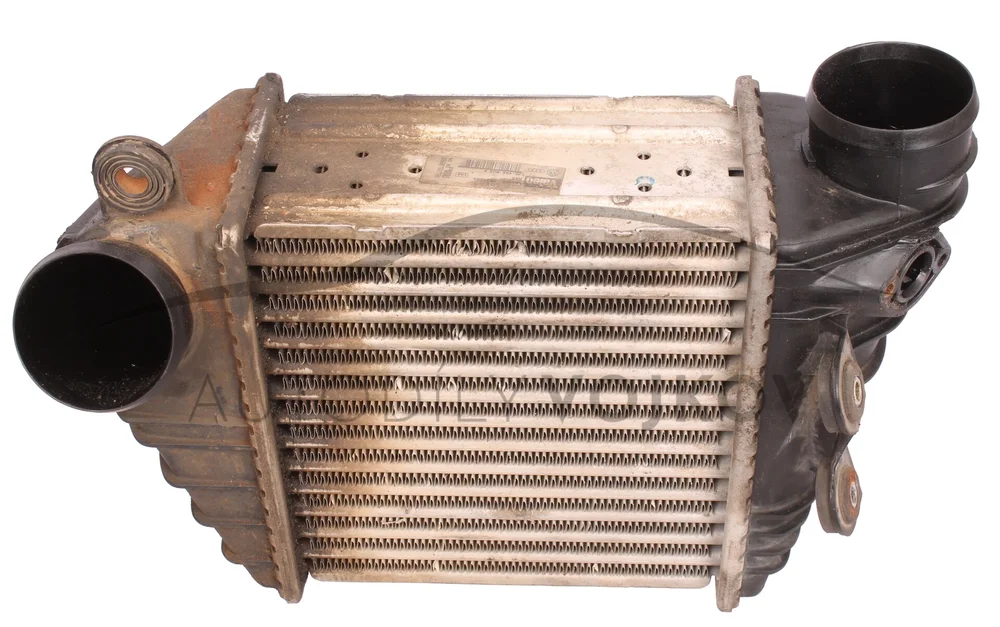 Chladič nasávaného vzduchu – intercooler 1J0145803F v:63506 Chladič nasávaného vzduchu – intercooler 1J0145803F v:63506